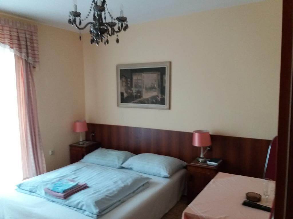 Apartmany Sedmikraska Tehovec エクステリア 写真