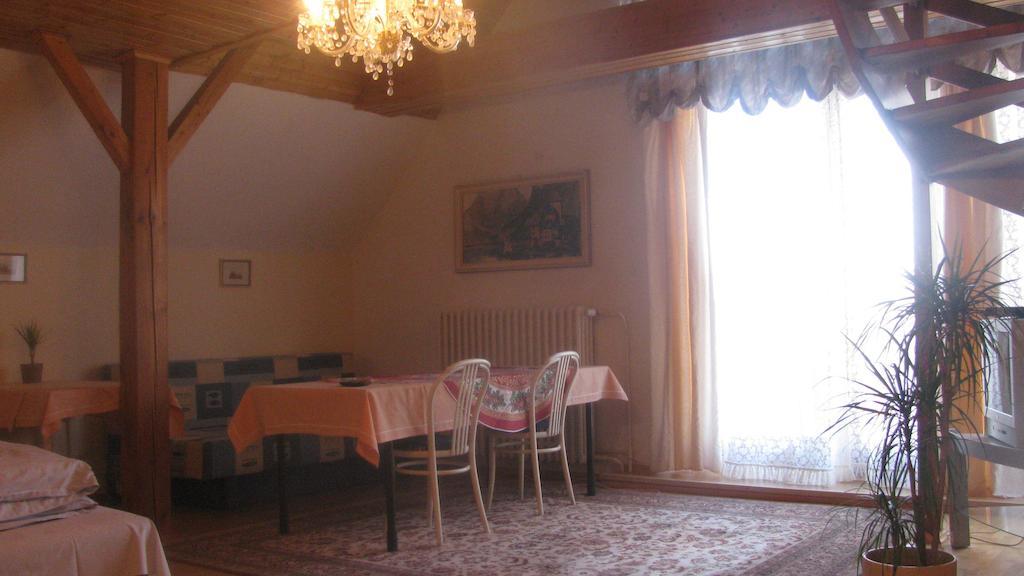 Apartmany Sedmikraska Tehovec エクステリア 写真